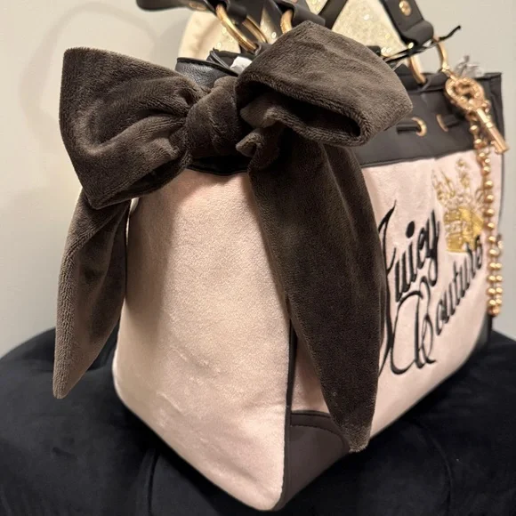 Juicy Couture Daydreamer Bag - Picture 4 of 5